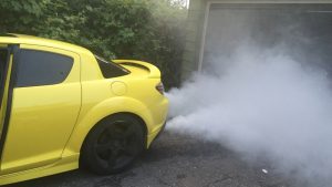 Nguyên nhân và cách khắc phục khi xe nhả khói